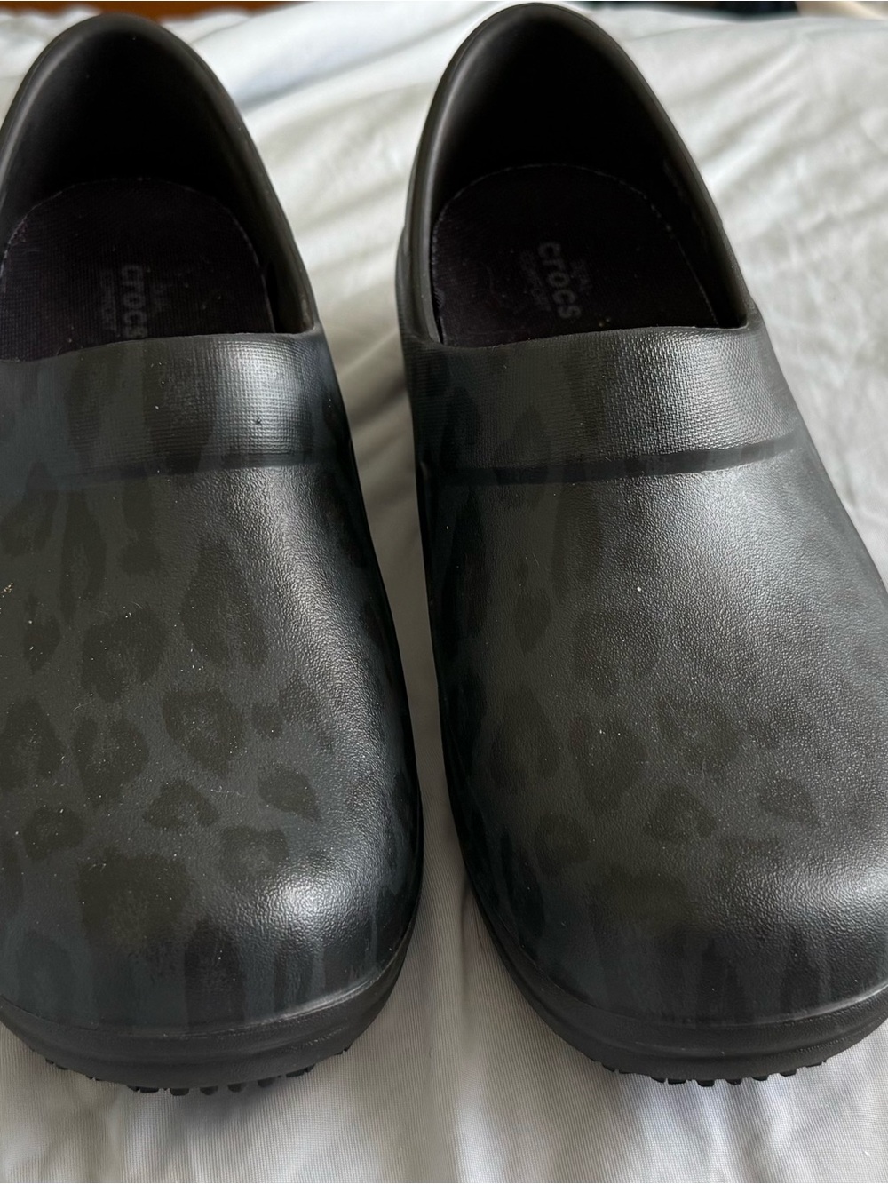 CROCS Women's Black Leopard-Print Slip-On Clog